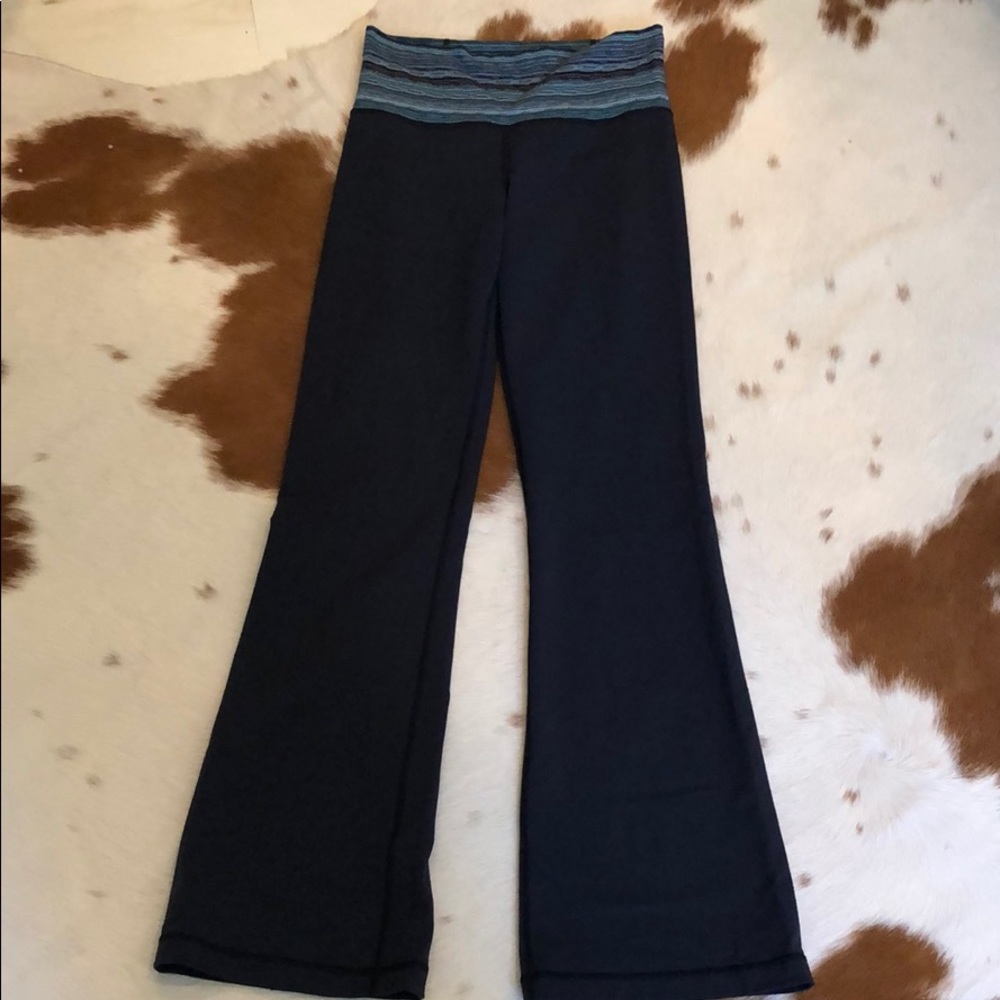 Lululemon yoga pants